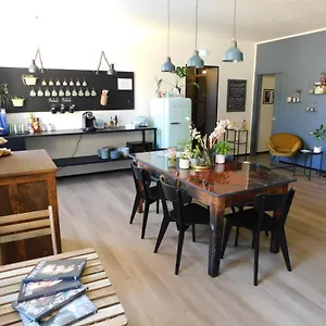 Piumaviola Beds & Włochy