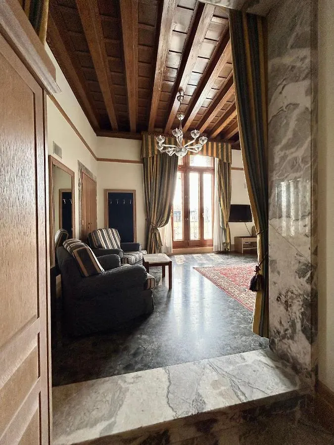 Foscari Palace Venice Hotel