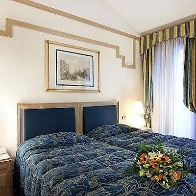 ונציה Foscari Palace איטליה